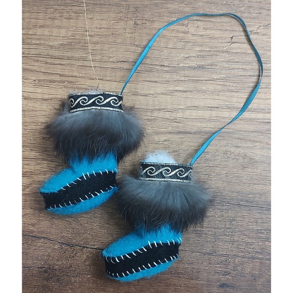 The Unbranded Brand Other - PAIR Brown Fur Cuffed Boots Christmas Ornament Plush Mucklucks Eskimo Alaska A13